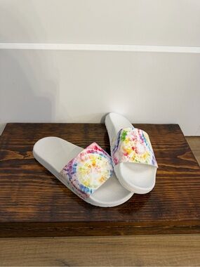 Under Armour White Slides with Multicolor Tie-Dye Strap